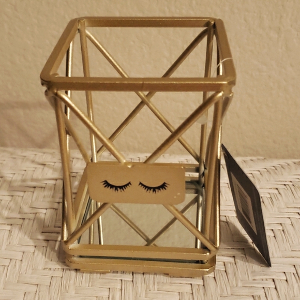 NWT HOME DETAILS COSMETIC BRUSH HOLDER